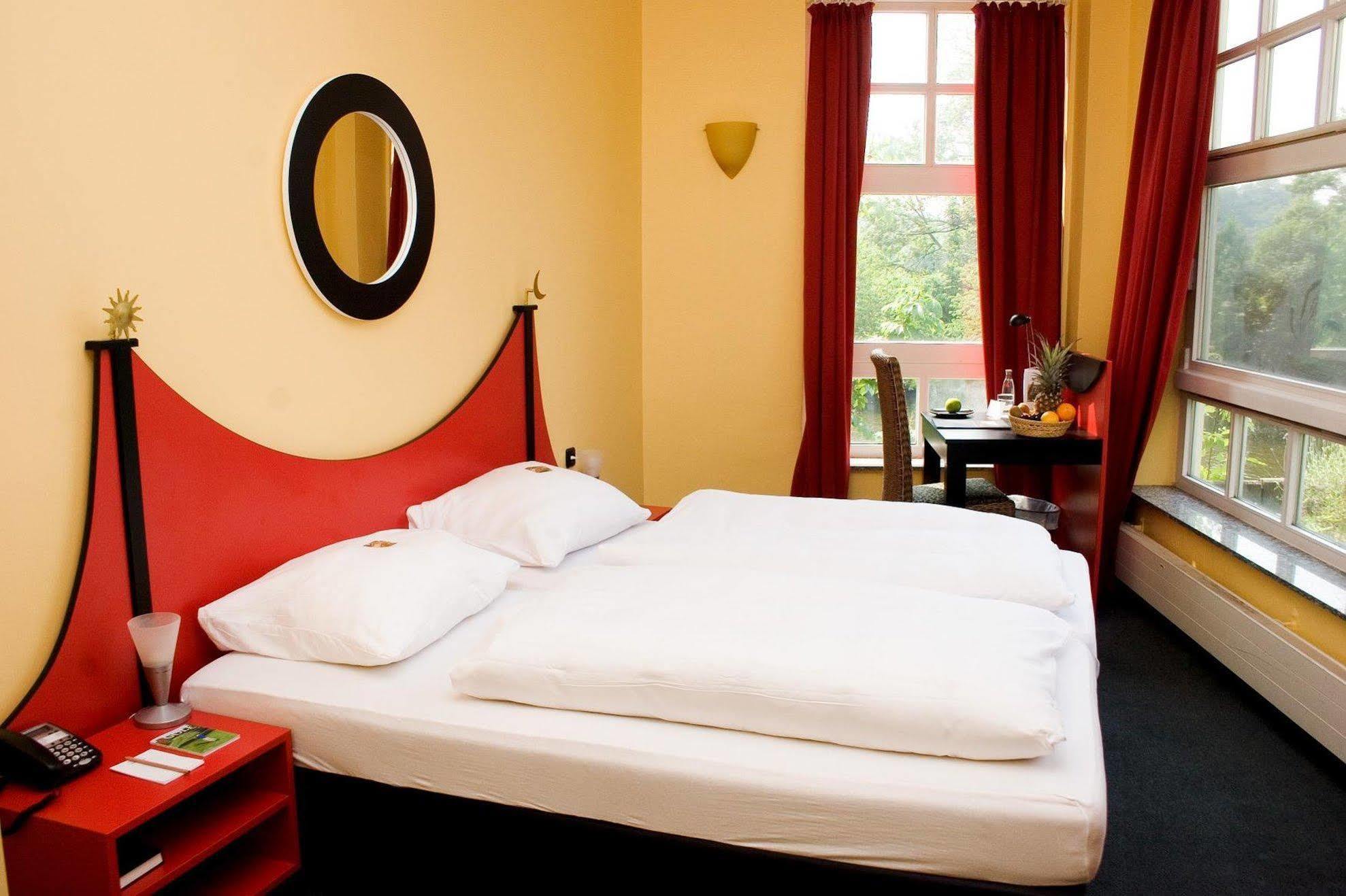 Hotel Am Ruhrufer Business & Golf Mülheim an der Ruhr Zewnętrze zdjęcie